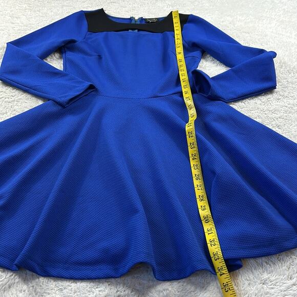 Stefano Di Roma long sleeved fit and flare dress, size small - Picture 2 of 6